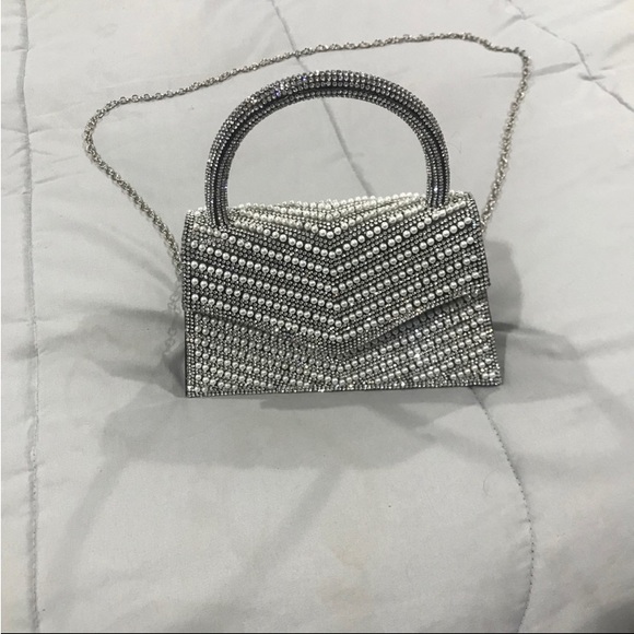 Accessories - Beautiful rhinestone purse